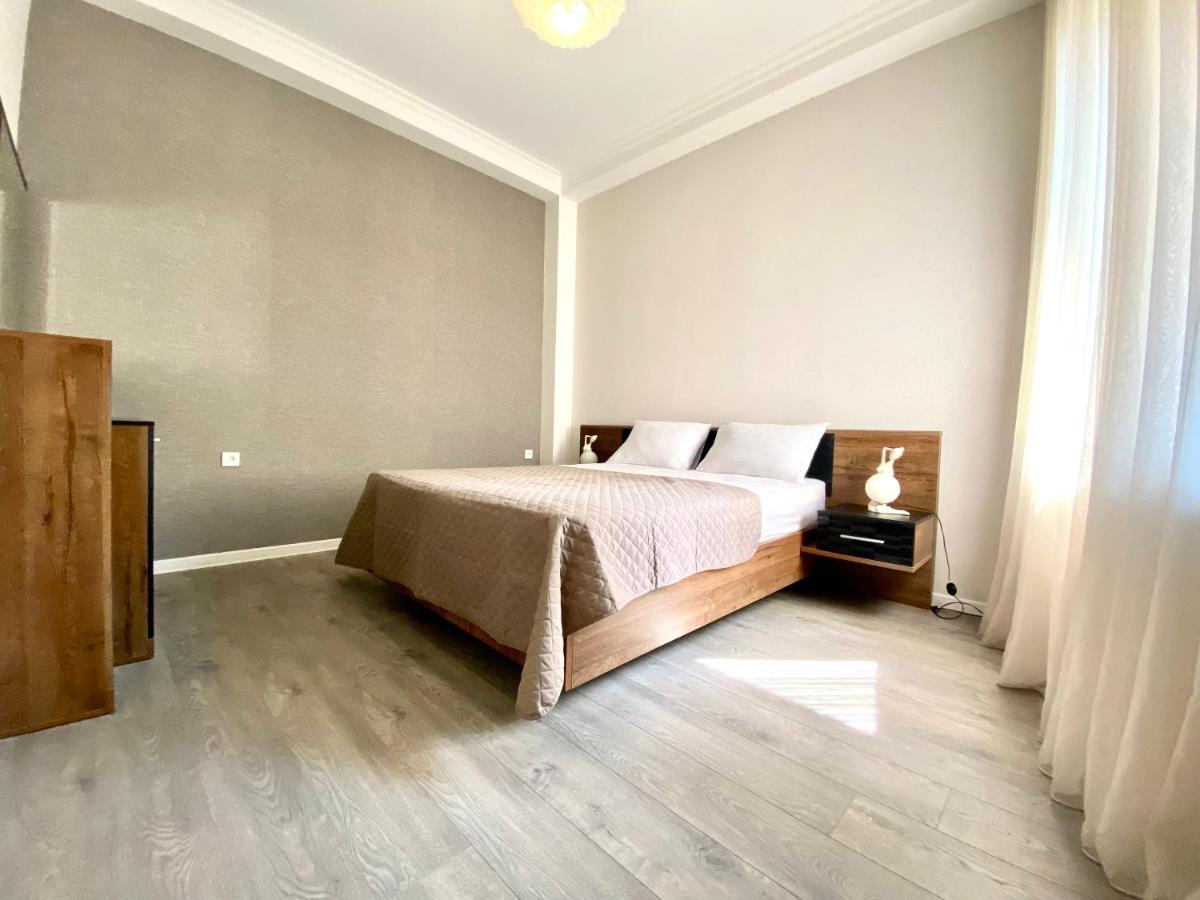 Aparthotel Koutaïssi Extérieur photo