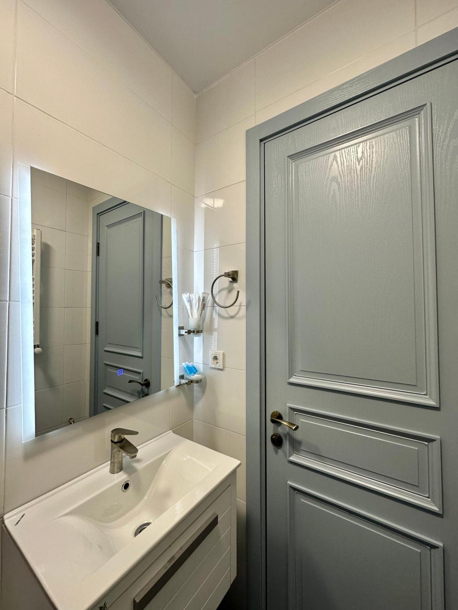 Aparthotel Koutaïssi Extérieur photo