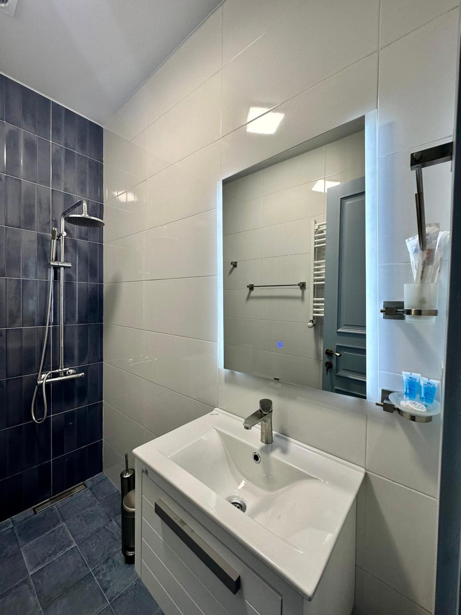 Aparthotel Koutaïssi Extérieur photo